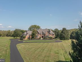 1710 Scott Drive, Newtown PA 18940