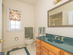 1710 Scott Drive, Newtown PA 18940