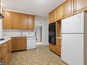 6711 Lincoln Drive, Philadelphia PA 19119