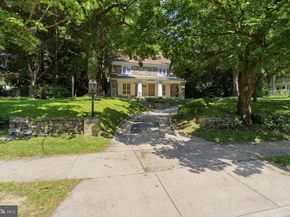 6711 Lincoln Drive, Philadelphia PA 19119