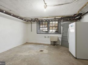 6711 Lincoln Drive, Philadelphia PA 19119