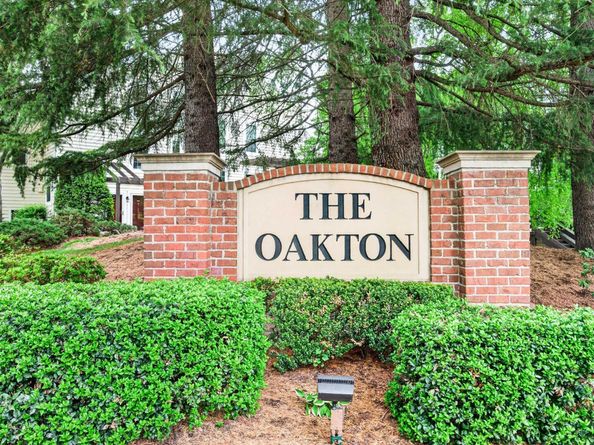 10146 Oakton Terrace Road 10146, Oakton VA 22124