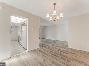 10218 Bushman Drive 101, Oakton VA 22124