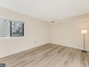 10218 Bushman Drive 101, Oakton VA 22124