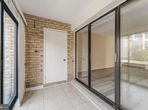 10218 Bushman Drive 101, Oakton VA 22124