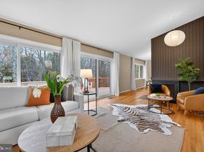 11203 Leatherwood Drive, Reston VA 20191