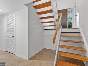 11203 Leatherwood Drive, Reston VA 20191