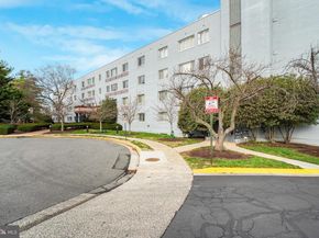 3701 5TH Street S 106, Arlington VA 22204