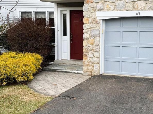 63 Harlow Circle, Ambler PA 19002