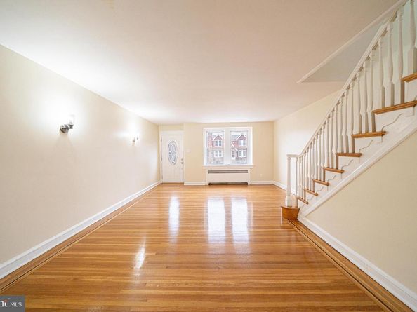 423 Alcott Street, Philadelphia PA 19120