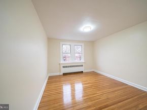 423 Alcott Street, Philadelphia PA 19120