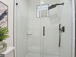 3916 8TH Street NW B, Washington DC 20011