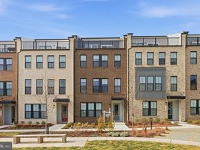 13725 Aviation Place, Herndon VA 20171