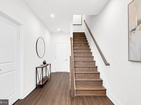 13725 Aviation Place, Herndon VA 20171