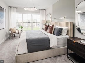 1961 Illumination Drive 5, Vienna VA 22182