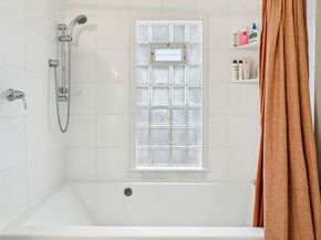 913 N Lawrence Street, Philadelphia PA 19123