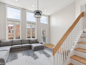 913 N Lawrence Street, Philadelphia PA 19123