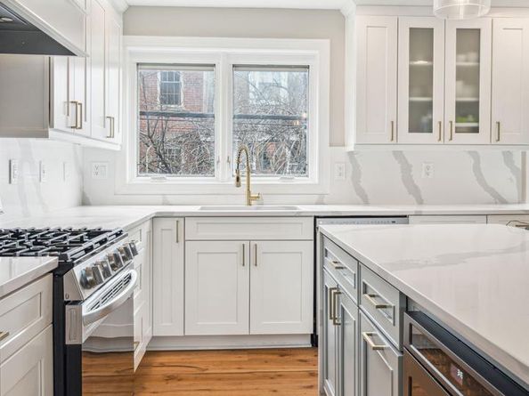 913 N Lawrence Street, Philadelphia PA 19123