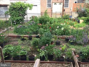 913 N Lawrence Street, Philadelphia PA 19123