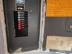 Undisclosed Address #VAFX2287544, Annandale VA 22003