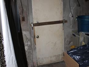 6138 Grays Avenue, Philadelphia PA 19142