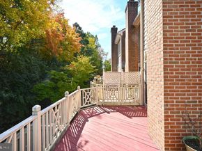 2143 Wolftrap Court, Vienna VA 22182