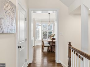 23 Grey Court, Berwyn PA 19312