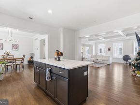 23 Grey Court, Berwyn PA 19312