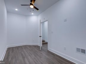 2006 N Front Street, Philadelphia PA 19122