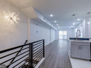 2006 N Front Street, Philadelphia PA 19122