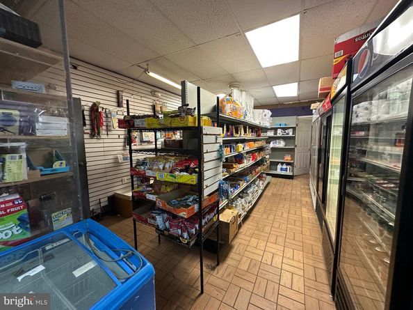 1555 S Newkirk Street, Philadelphia PA 19146