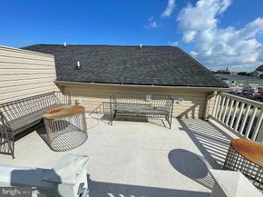 1002 Fairmount Avenue, Philadelphia PA 19123