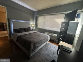 2141 I Street NW 615, Washington DC 20037