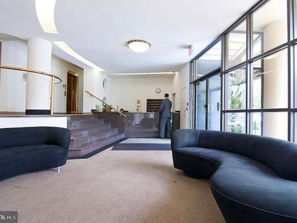 2141 I Street NW 615, Washington DC 20037