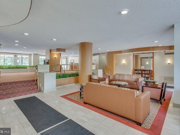 2500 N Van Dorn Street 521, Alexandria VA 22302