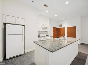 1001 Chestnut Street 205W, Philadelphia PA 19107