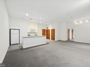 1001 Chestnut Street 205W, Philadelphia PA 19107