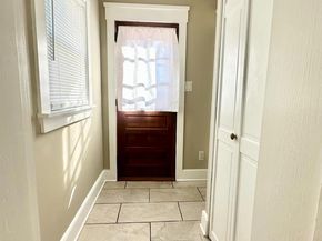 541 Walnut Lane, Philadelphia PA 19128