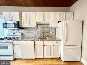 541 Walnut Lane, Philadelphia PA 19128