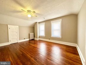 541 Walnut Lane, Philadelphia PA 19128