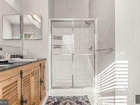 160 Lemonton Way, Wayne PA 19087