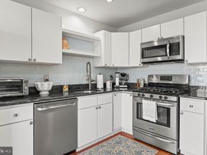 160 Lemonton Way, Wayne PA 19087