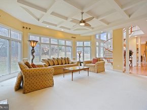 11046 Heathland Drive, Oakton VA 22124