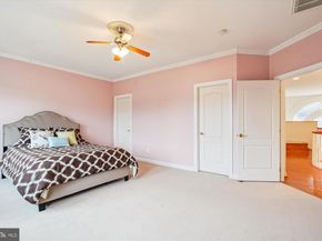 11046 Heathland Drive, Oakton VA 22124