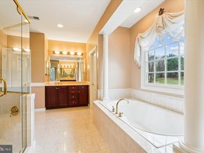 11046 Heathland Drive, Oakton VA 22124