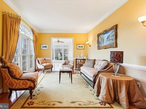 11046 Heathland Drive, Oakton VA 22124