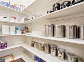 11046 Heathland Drive, Oakton VA 22124