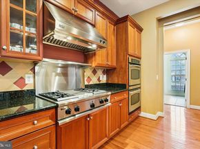 11046 Heathland Drive, Oakton VA 22124