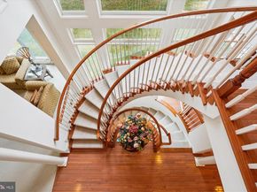 11046 Heathland Drive, Oakton VA 22124