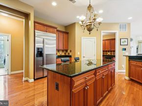 11046 Heathland Drive, Oakton VA 22124